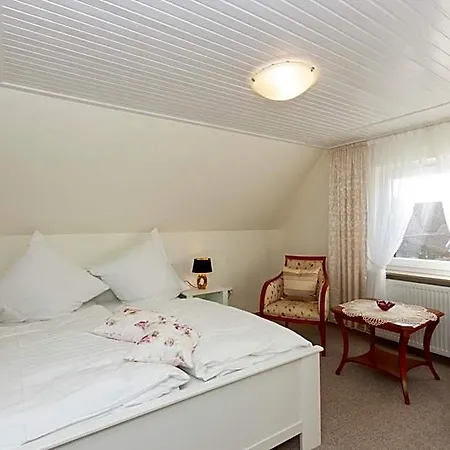 Bed & Breakfast Garni Nordseerose Greetsiel Krummhoern