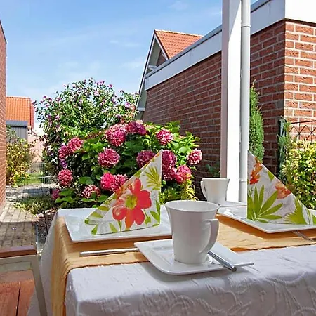 Garni Nordseerose Greetsiel Krummhoern